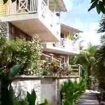 Calibishie Lodges Hotel Ngoại thất bức ảnh