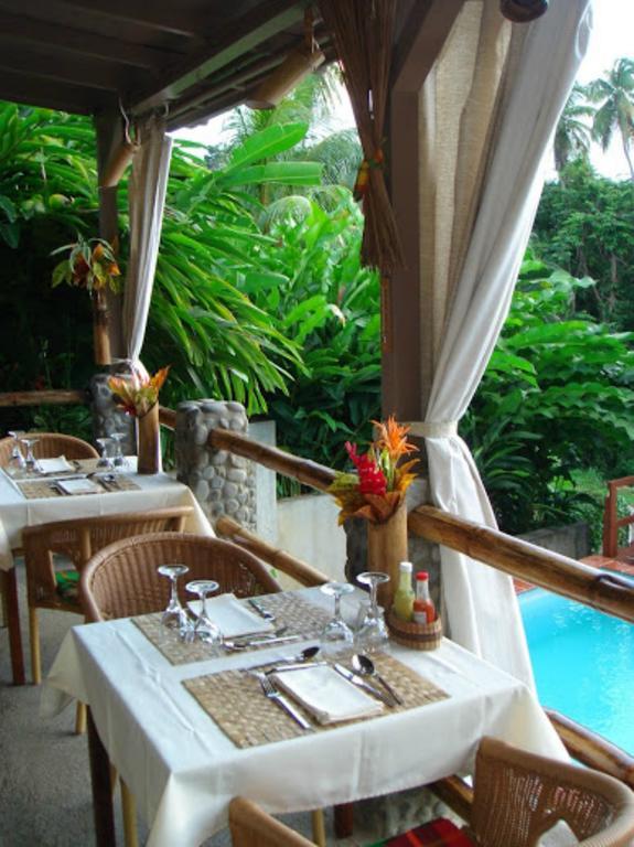 Calibishie Lodges Hotel Ngoại thất bức ảnh