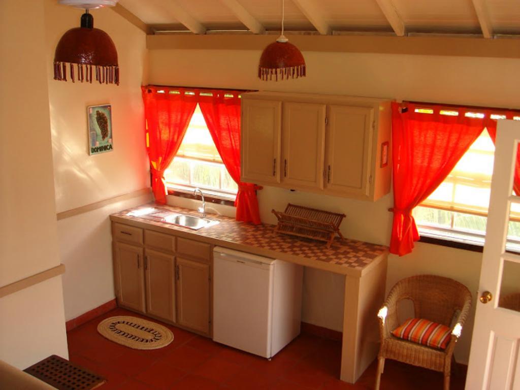 Calibishie Lodges Hotel Phòng bức ảnh