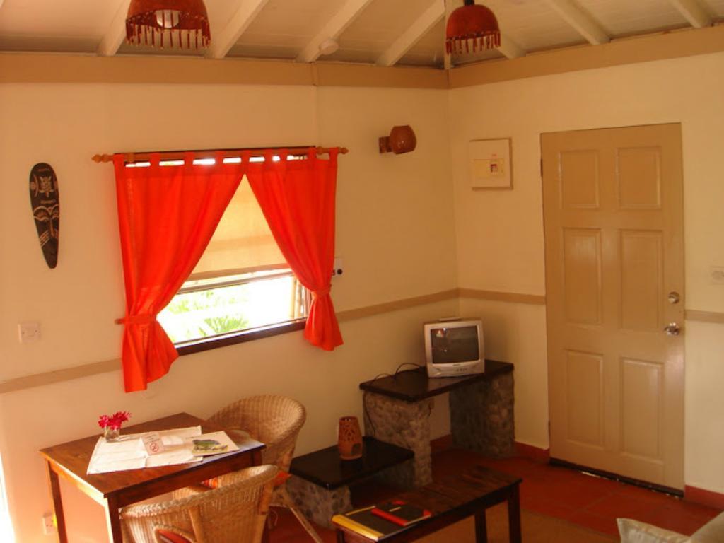 Calibishie Lodges Hotel Phòng bức ảnh